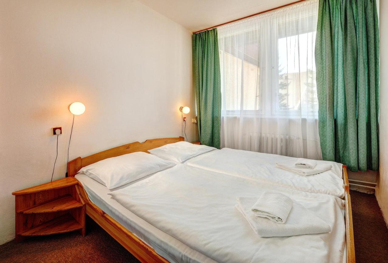 Bungalovy FIS Economy Villa Štrbské Pleso Exterior foto